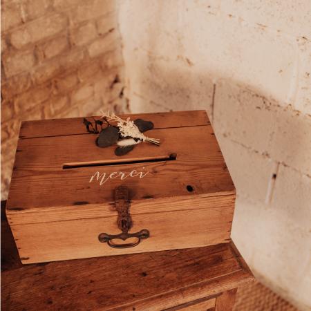 SAL URN 019 1