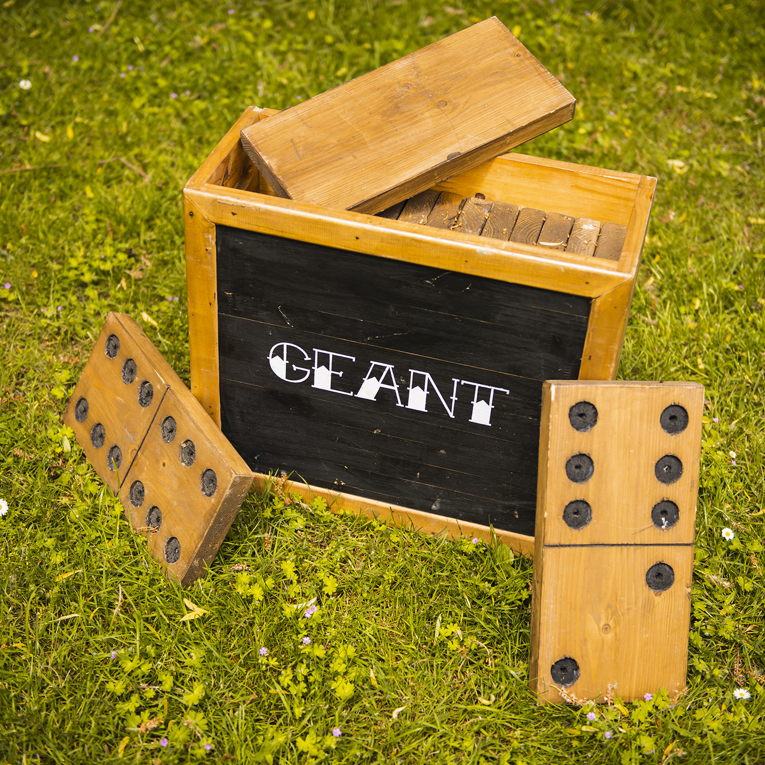 JEU EXT 001 8 