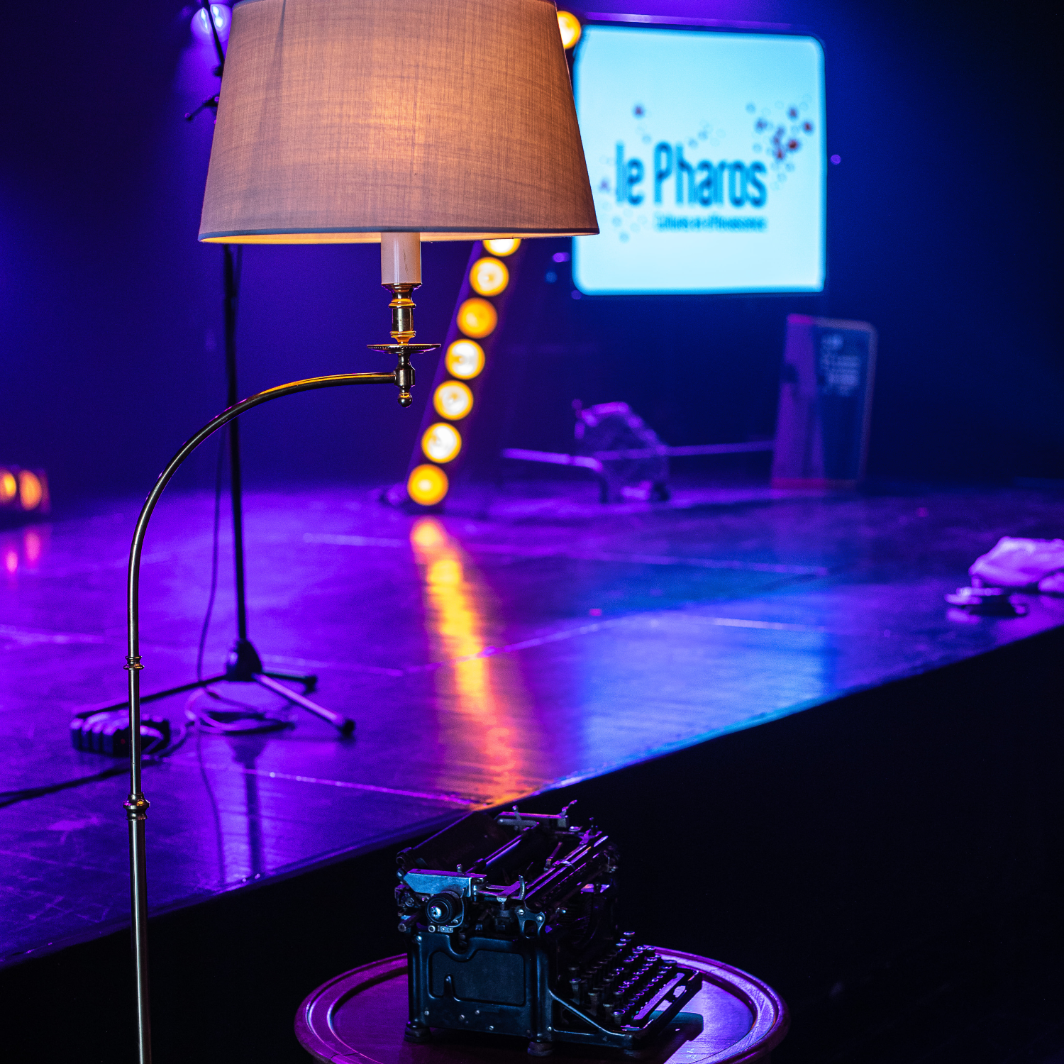 Le Pharos Photo Vrai