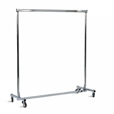 19 Portant A Vetement