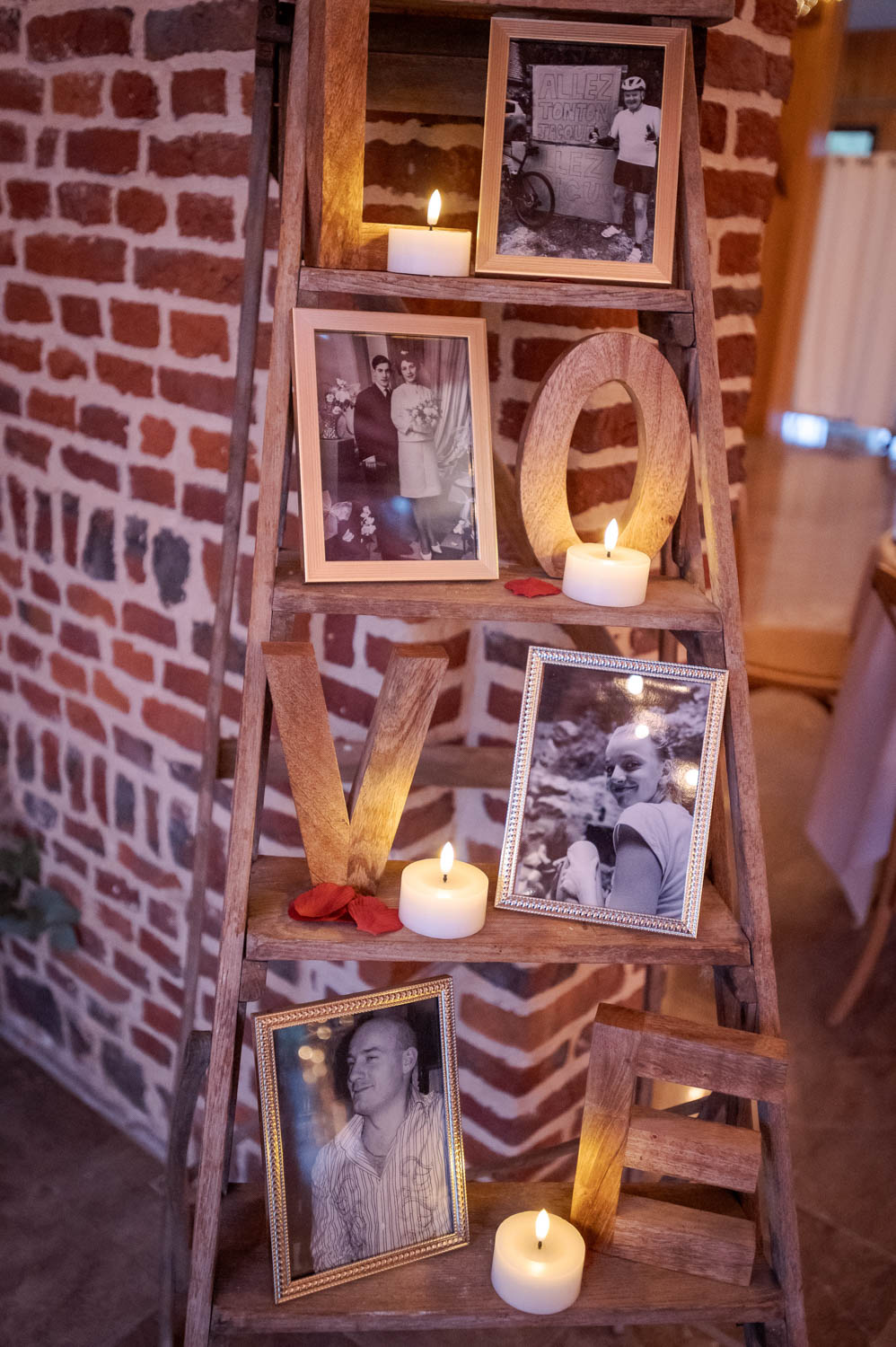 0011 MARIAGE MATHILDE ET LAURE   04 10 2025 776P 